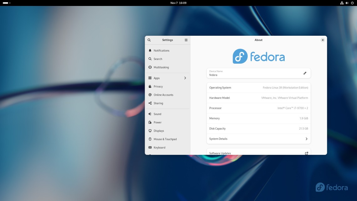 La versione di Fedora 39 debutta con una nuova variante